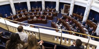 El Senado de Tennessee aprobó ley que prohibe los tratamientos transgénero en menores