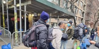 Nueva York paga traslados voluntarios de venezolanos a Canadá