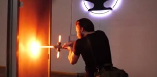 Crean una espada láser como la de Star Wars
