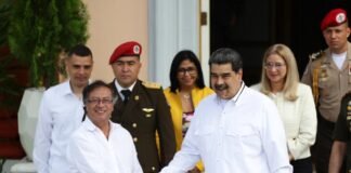 Petro viajará a Caracas para reunirse con Maduro