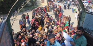 Cinco muertos en estampidas por conseguir harina en Pakistán (+ vídeo)