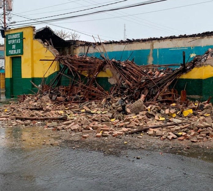 Fuertes lluvias causaron inundaciones y derrumbes en varios sectores de Lara - thefreedompost.net