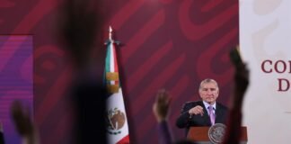 México promete «libre tránsito» para actual caravana de migrantes