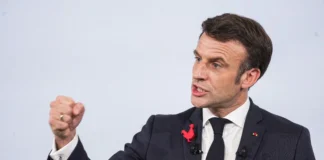 Macron le pide a Europa una estrategia propia para no ser «vasallos» de EEUU y China