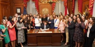 Florida prohíbe el aborto pasadas las seis primeras semanas de embarazo