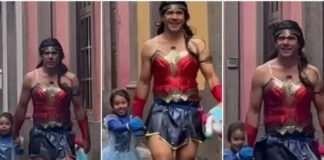 Se disfrazó de mujer maravilla para salir con su hija