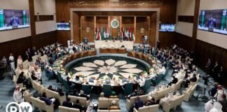 Tras más de una década, Liga Árabe decide readmitir a Siria