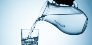 ¿Cuántos años tiene el agua que bebemos?