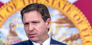 Firman ley que dificulta establecimiento de migrantes en Florida