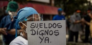 Enfermeras venezolanas reciben ofertas bien remuneradas en el exterior Enfermeras venezolanas reciben ofertas bien remuneradas en el exterior