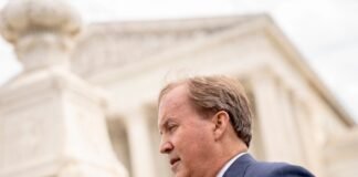 Fiscal de Texas demanda medida de Biden sobre migrantes