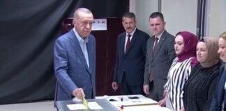 Las cruciales elecciones en Turquía avanzan sin incidentes