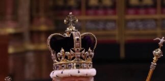 Carlos III fue coronado rey del Reino Unido