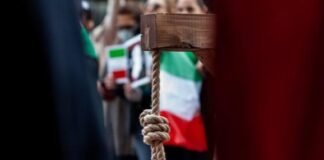 Irán ejecuta a dos presos por blasfemia contra el islam