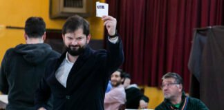 Boric pide a la derecha «actuar con sabiduría» tras triunfo