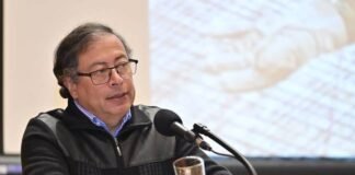 Petro dice que en Colombia no ocurrirá un «golpe de Estado» como en Perú
