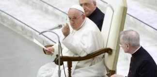Papa Francisco: Los inmigrantes abandonan su tierra «por necesidad»