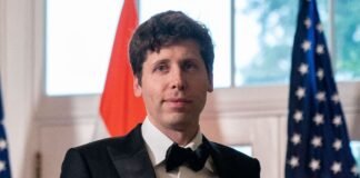CEO de OpenAI es acusado de robo de datos