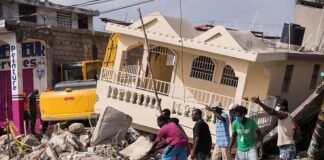 Al menos tres muertos y varios heridos por sismo en Haití