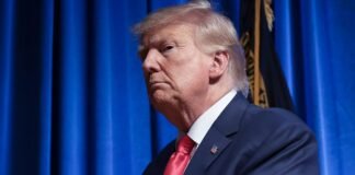 Trump amplía su ventaja sobre DeSantis pese a acusación federal