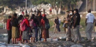 Activistas y migrantes denuncian deportaciones exprés en la frontera sur de México