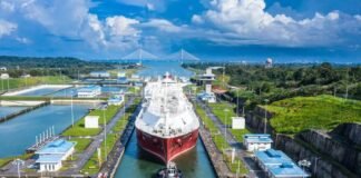 El Canal de Panamá disminuye progresivamente el calado de los buques por la sequía