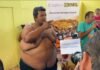 Con barriga de 193 centímetros gana concurso «El papá panzó»
