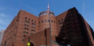 EEUU acusa al autor de la filtración del Pentágono por transmisión de datos clasificados