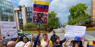 Protestaron en Bruselas contra la presencia de Delcy Rodríguez en la cumbre UE-Celac