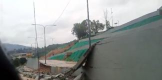 Pared del Estadio Monumental en La Rinconada colapsó tras fuertes lluvias