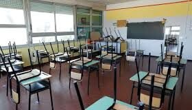 “10 secondi”: la impactante campaña que repudia la absolución de un vigilante que manoseó a una adolescente en Italia