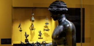 Las lámparas de Pompeya son expuestas por primera vez