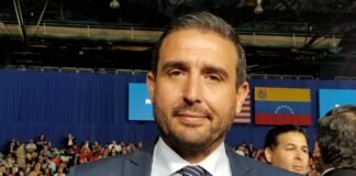 Condenan a exasesor del alcalde de Miami por pornografía infantil