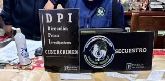 Robó un celular, encontró material de abuso sexual infantil en el dispositivo y ayudó a que la policía arrestara al dueño del teléfono