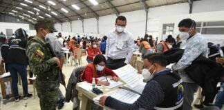 Las elecciones de Ecuador cierran con el 82,26% de participación