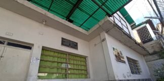 Cobro de $5 en plantel público de Carrizal causa indignación