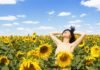 Buscan frenar desnudos en campos de girasoles