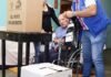 Comienzan elecciones presidenciales en Ecuador con el «voto en casa»