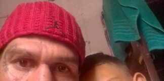 Denuncian discriminación de Polibaruta contra malabarista y su hijo