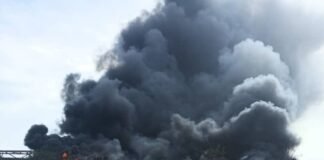 Lara | Incendio afectó parque automotor en ruinas de Transbarca