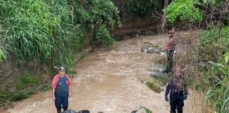 Aragua | Desaparecido adulto mayor tras caer a un alcantarillado