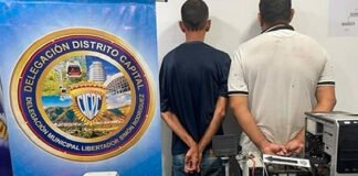 Dos detenidos por robo de teléfonos y cambio de seriales IMEI