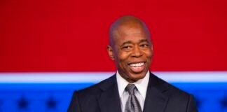 Nueva York: Acusan al alcalde de xenofobia por reclamos ante la crisis migratoria