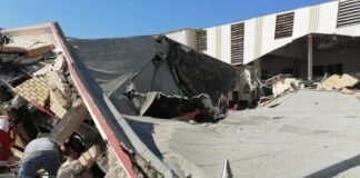 Al menos cinco muertos tras derrumbe de una iglesia en México