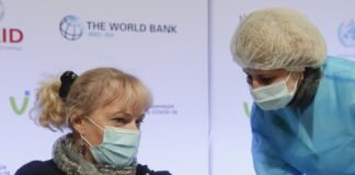 EEUU autoriza la vacuna de Novavax contra nuevas variantes de Covid-19