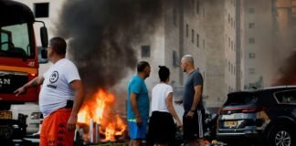 Hamas ataca por sorpresa a Israel con misiles y milicianos infiltrados