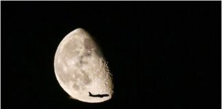 La luna se formó hace al menos 4.460 millones de años