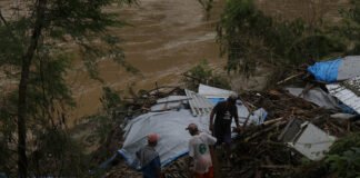 México: Otis deja incomunicado a Guerrero y sin alerta sísmica tres estados