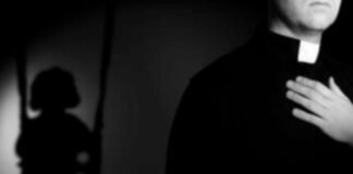 Ecuador abre juicio a supuesto sacerdote por violar a su hija