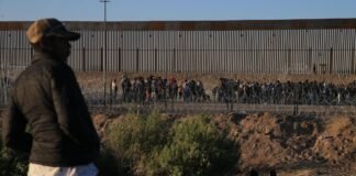 EEUU suspende el trámite vehicular en paso fronterizo de Texas